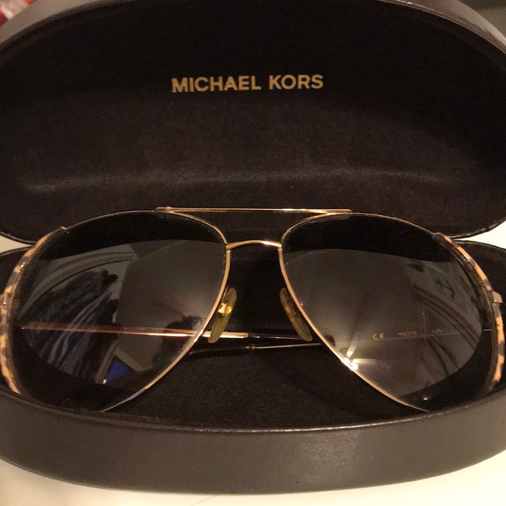 Sunglasses - Picture 3 of 3